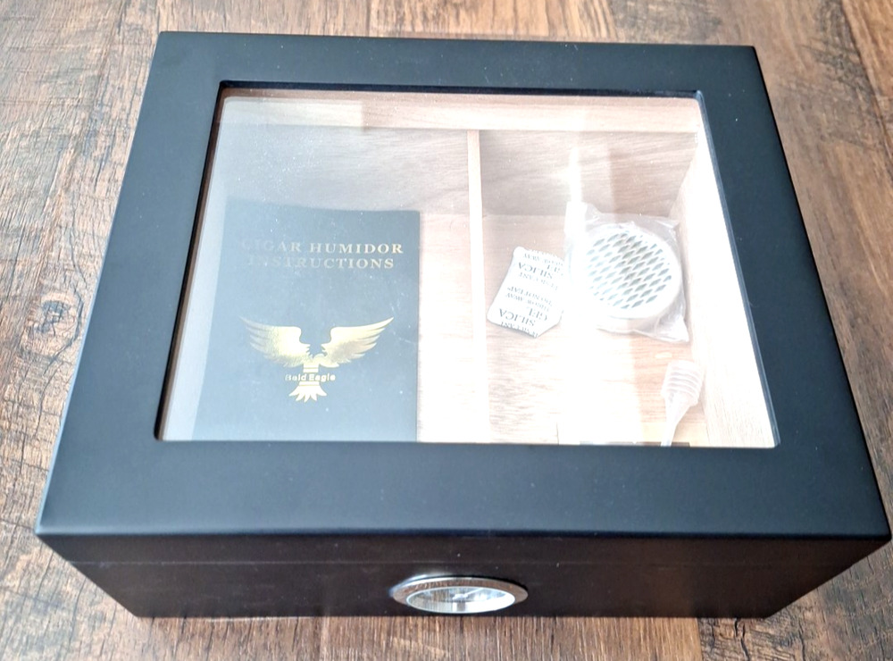 NEW Bald Eagle Glass Top Cedar Cigar Humidor Hygrometer w/ Accessories